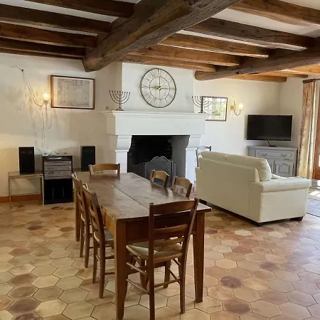 Casa de Férias Maison De Ville, Piscine - 6 Pers. - Fr-1-224B-175