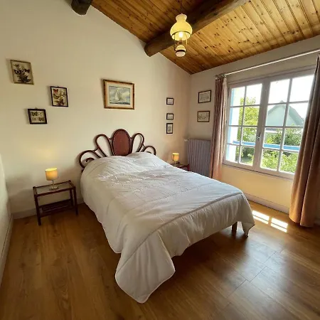 Maison De Ville, Piscine - 6 Pers. - Fr-1-224B-175 *